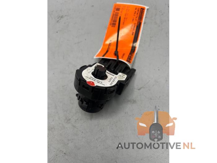 Tändningslås från en Volkswagen Polo V (6R) 1.4 TDI DPF BlueMotion technology 2014