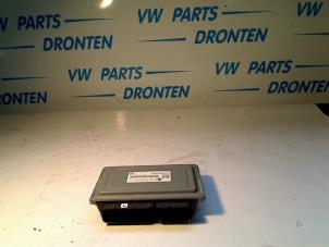 Używane Komputer pokladowy Skoda Fabia II Combi 1.2i 12V Cena € 100,00 Procedura marży oferowane przez VW Parts Dronten