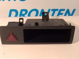 Gebruikte Opbergvak Volkswagen Transporter T5 2.0 TDI DRF Prijs € 15,13 Inclusief btw aangeboden door VW Parts Dronten