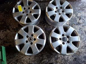 Gebruikte Sportvelgen Set Volkswagen Transporter T5 2.5 TDi Prijs € 250,00 Margeregeling aangeboden door VW Parts Dronten