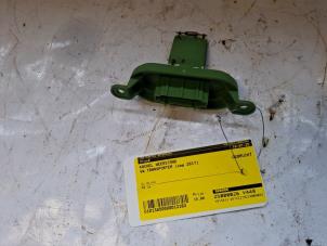 Gebruikte Kachel Weerstand Volkswagen Transporter T6 2.0 TDI 150 Prijs € 15,00 Margeregeling aangeboden door VW Parts Dronten