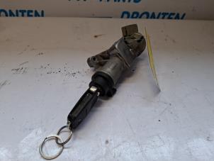 Gebruikte Slotenset Volkswagen Transporter T6 2.0 TDI 150 Prijs € 66,55 Inclusief btw aangeboden door VW Parts Dronten