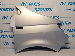 Begagnade Framskärm, höger Volkswagen Transporter T6 2.0 TDI 150 Pris € 266,20 Inklusive moms erbjuds av VW Parts Dronten