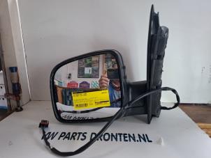 Gebruikte Spiegel Buiten links Volkswagen Caddy III (2KA,2KH,2CA,2CH) 1.9 TDI Prijs € 50,00 Margeregeling aangeboden door VW Parts Dronten