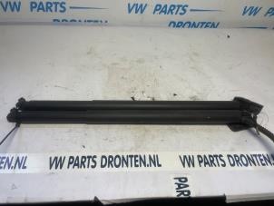 Begagnade Set med gasfjädrar, baklucka Kia Xceed 1.6 GDI PHEV Pris € 180,00 Marginaltabell erbjuds av VW Parts Dronten