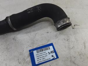 Begagnade Laddluftkylarslang Volkswagen Caddy Pris € 30,00 Inklusive moms erbjuds av Collignon & Fils