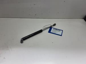 Begagnade Baklucka, låsmekanism Ford Ranger Pris € 25,00 Inklusive moms erbjuds av Collignon & Fils