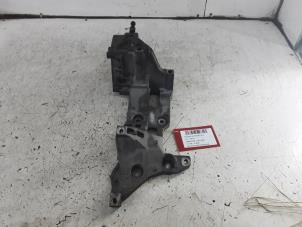 Gebruikte Dynamosteun boven Audi A3 Prijs € 60,00 Inclusief btw aangeboden door Collignon & Fils