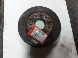 Begagnade Bakre bromsskiva Ford Focus Pris € 15,00 Inklusive moms erbjuds av Collignon & Fils