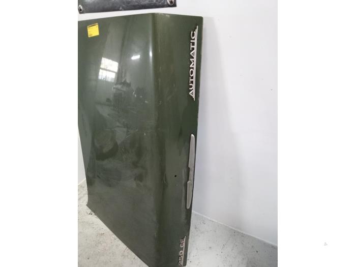 Baklucka från en Mercedes-Benz /8 Coupé (C114)  1970