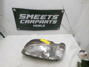 Gebruikte Koplamp links Peugeot 106 II 1.1 XN,XR,XT,Accent Prijs € 29,98 Margeregeling aangeboden door Smeets Autos Venlo