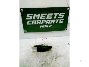 Begagnade Inbyggd dator Ford Focus 1 Wagon 1.6 16V Pris € 18,94 Marginaltabell erbjuds av Smeets Autos Venlo