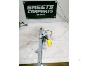 Begagnade Bältesrulle, vänster Mercedes CLK (C209) 1.8 200 K 16V Pris € 75,00 Marginaltabell erbjuds av Smeets Autos Venlo