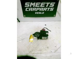 Gebruikte Raammotor Portier Skoda Fabia (6Y2) 1.4i 16V Prijs € 124,98 Margeregeling aangeboden door Smeets Autos Venlo