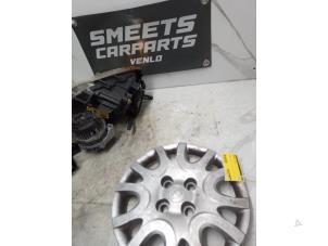 Begagnade Hjulskydd (reserv) Hyundai i20 1.2i 16V Pris € 19,99 Marginaltabell erbjuds av Smeets Autos Venlo