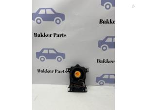 Gebruikte Luidspreker BMW 7 serie (G11/12) 740e,Le Prijs € 40,00 Margeregeling aangeboden door Bakker Parts