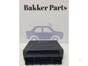 Begagnade Gateway-modul Porsche Cayenne (9PA) 4.5 V8 32V Turbo Pris € 60,00 Marginaltabell erbjuds av Bakker Parts