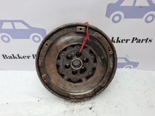 Używane Kolo zamachowe BMW 1 serie (E87/87N) 118i 16V Cena € 75,00 Procedura marży oferowane przez Bakker Parts