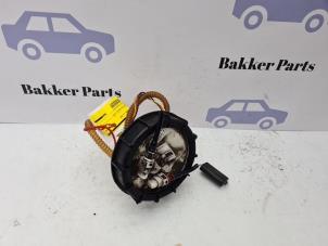 Gebruikte Benzinepomp Ford Mondeo III Wagon 1.8 16V Prijs € 40,00 Margeregeling aangeboden door Bakker Parts