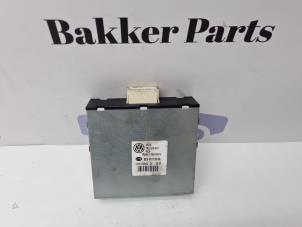 Begagnade Spänningsstabilisator Volkswagen Sharan (7N) 2.0 TDI 16V Pris € 20,00 Marginaltabell erbjuds av Bakker Parts