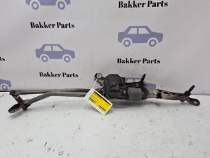Begagnade Torkarmotor + mekanism Mercedes C (C204) 1.8 C-180 CGI 16V BlueEfficiency Pris € 50,00 Marginaltabell erbjuds av Bakker Parts