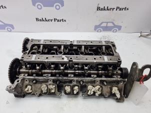 Begagnade Topplock Ford Transit Custom 2.2 TDCi 16V Pris € 550,00 Marginaltabell erbjuds av Bakker Parts