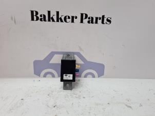 Begagnade Antenn Landrover Range Rover Evoque (LVJ/LVS) 2.0 eD 150 16V 5-drs. Pris € 75,00 Marginaltabell erbjuds av Bakker Parts