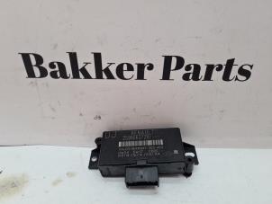 Gebruikte PDC Module Renault Grand Scénic III (JZ) 1.2 16V TCe 130 Prijs € 40,00 Margeregeling aangeboden door Bakker Parts