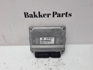 Gebruikte Boordcomputer Volkswagen Caddy III (2KA,2KH,2CA,2CH) 1.6 Prijs € 150,00 Margeregeling aangeboden door Bakker Parts