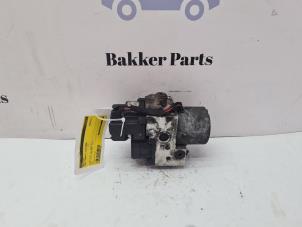 Begagnade ABS-pump Ford Transit 2.4 TDdi 16V 330L Pris € 50,00 Marginaltabell erbjuds av Bakker Parts