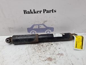 Gebruikte Schokdemperpoot links-achter Ford Transit Connect (PJ2) 1.5 TDCi Prijs € 35,00 Margeregeling aangeboden door Bakker Parts