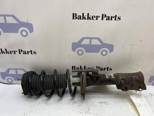 Begagnade Stötdämpare, vänster fram Ford Fiesta 6 ST 1.6 ST 16V Pris € 60,00 Marginaltabell erbjuds av Bakker Parts