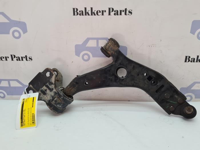 Främre övre gaffelben, höger från en Ford Transit Connect (PJ2) 1.5 TDCi 2016