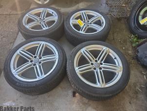 Gebruikte Sportvelgenset + banden Audi Q5 (8RB) 3.0 TFSI V6 24V Quattro Prijs € 450,00 Margeregeling aangeboden door Bakker Parts