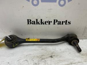 Gebruikte Draagarm links-voor BMW X3 (E83) 3.0i xDrive 24V Prijs € 30,00 Margeregeling aangeboden door Bakker Parts