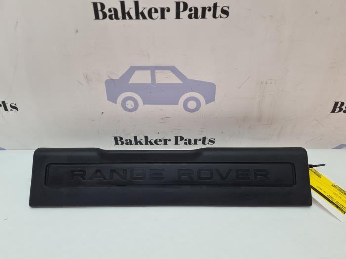 Instegslist, höger från en Land Rover Range Rover Evoque (LVJ/LVS) 2.0 D 150 16V 5-drs. 2018