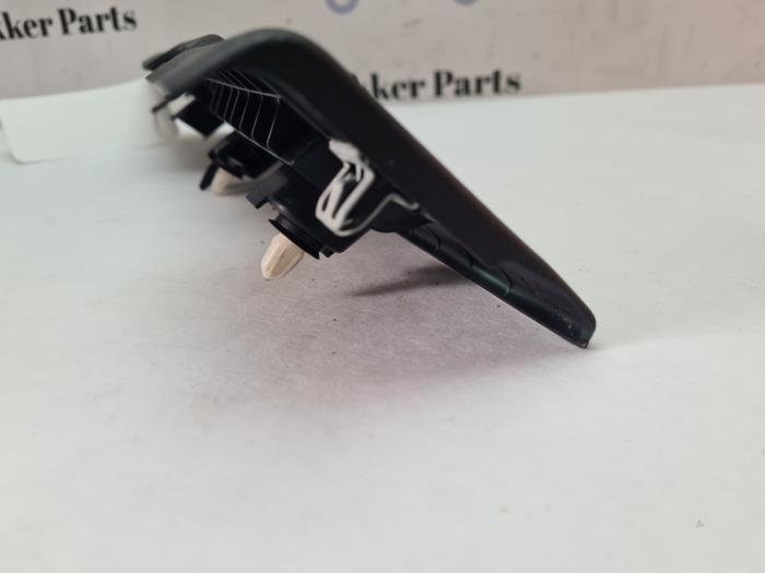 Instegslist, höger från en Land Rover Range Rover Evoque (LVJ/LVS) 2.0 D 150 16V 5-drs. 2018