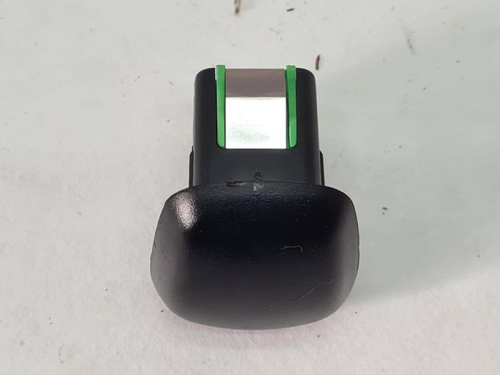 Innetemperatursensor från en Land Rover Range Rover Evoque (LVJ/LVS) 2.0 D 150 16V 5-drs. 2018