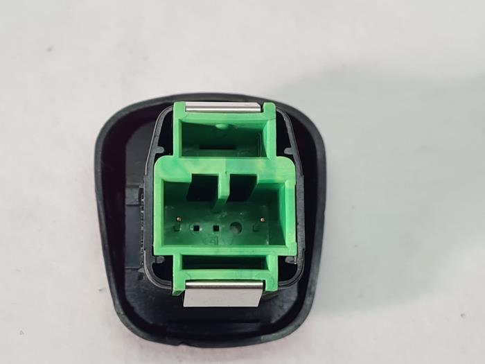 Innetemperatursensor från en Land Rover Range Rover Evoque (LVJ/LVS) 2.0 D 150 16V 5-drs. 2018