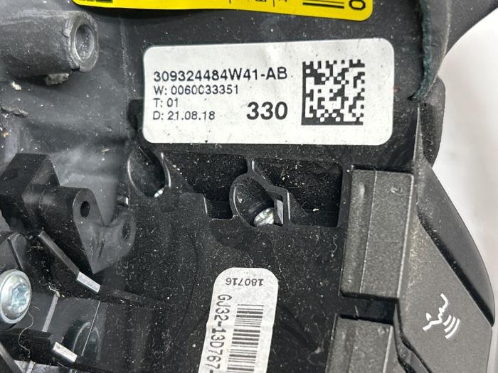 Ratt från en Land Rover Range Rover Evoque (LVJ/LVS) 2.0 D 150 16V 5-drs. 2018