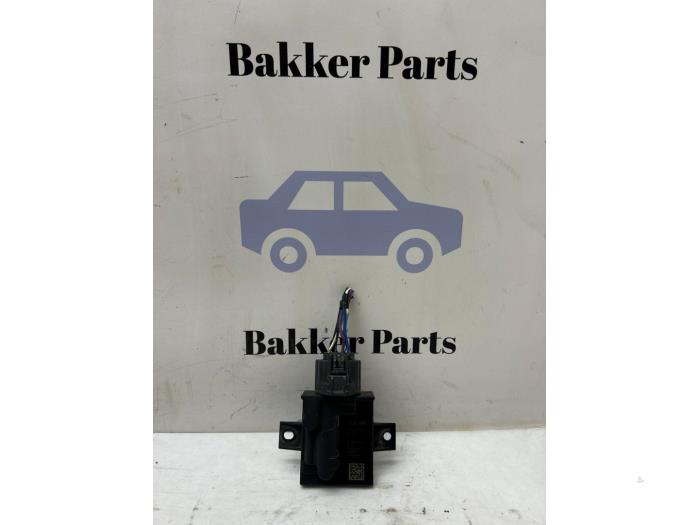 Elektrisk bränslemodul från en Land Rover Range Rover Evoque (LVJ/LVS) 2.0 D 150 16V 5-drs. 2018