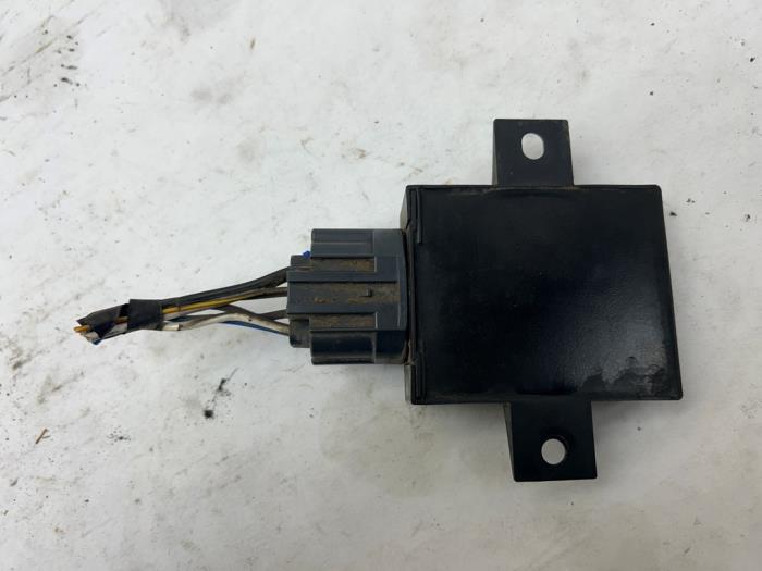 Elektrisk bränslemodul från en Land Rover Range Rover Evoque (LVJ/LVS) 2.0 D 150 16V 5-drs. 2018