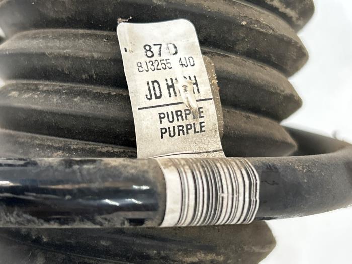 Stötdämparstång, höger bak från en Land Rover Range Rover Evoque (LVJ/LVS) 2.0 D 150 16V 5-drs. 2018