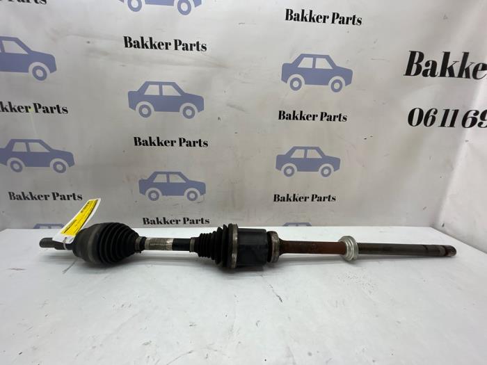 Drivaxel, höger fram från en Land Rover Range Rover Evoque (LVJ/LVS) 2.0 D 150 16V 5-drs. 2018