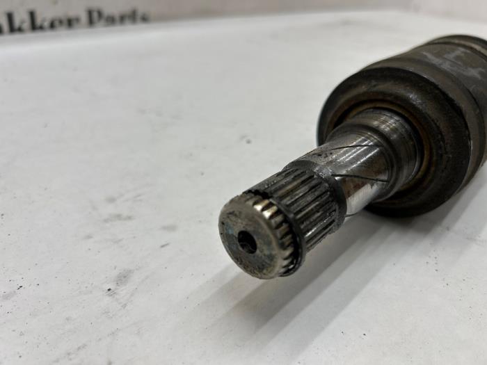 Drivaxel, höger bak från en Land Rover Range Rover Evoque (LVJ/LVS) 2.0 D 150 16V 5-drs. 2018