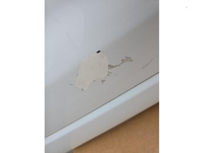 Framdörr, 4-dörrars, höger från en Land Rover Range Rover Evoque (LVJ/LVS) 2.0 D 150 16V 5-drs. 2018