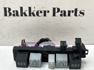 Begagnade Relä Volkswagen Scirocco (137/13AD) 1.4 TSI 160 16V Pris € 25,00 Marginaltabell erbjuds av Bakker Parts