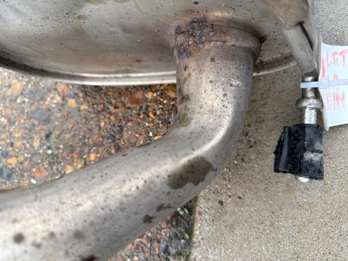 Ljuddämpare, bak från en Land Rover Range Rover Evoque (LVJ/LVS) 2.0 D 150 16V 5-drs. 2018