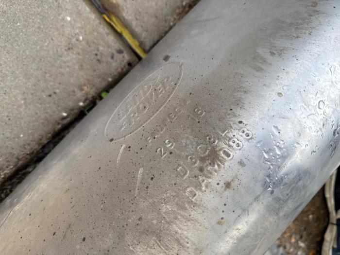 Ljuddämpare, bak från en Land Rover Range Rover Evoque (LVJ/LVS) 2.0 D 150 16V 5-drs. 2018