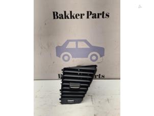 Begagnade Luftmunstycke, instrumentbräda Audi Q5 (8RB) 3.0 TFSI V6 24V Quattro Pris € 25,00 Marginaltabell erbjuds av Bakker Parts